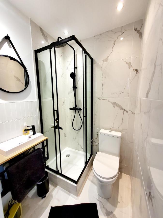 Studio Jeannette Avec Balcon Et Juste A 130 Metres Plage ! Plein Centre ! Wifi - Draps Serviettes Inclus ! トルヴィル＝シュル＝メール エクステリア 写真